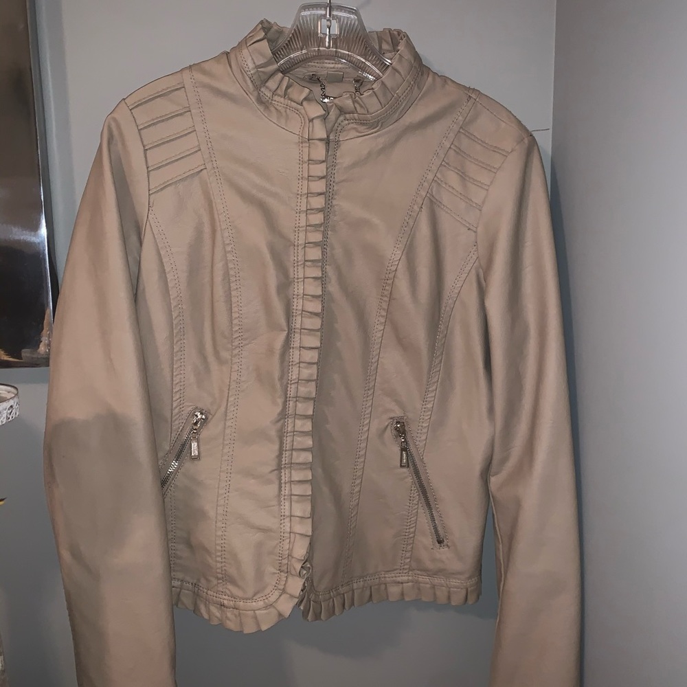 Beige/tan jacket